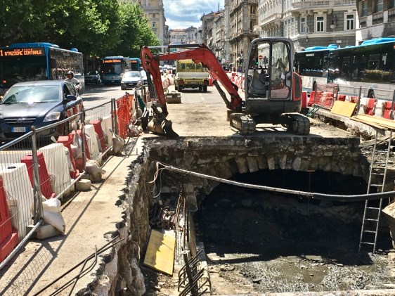 RinsH9CYSL2m6rMpjcWrCw_thumb_5460